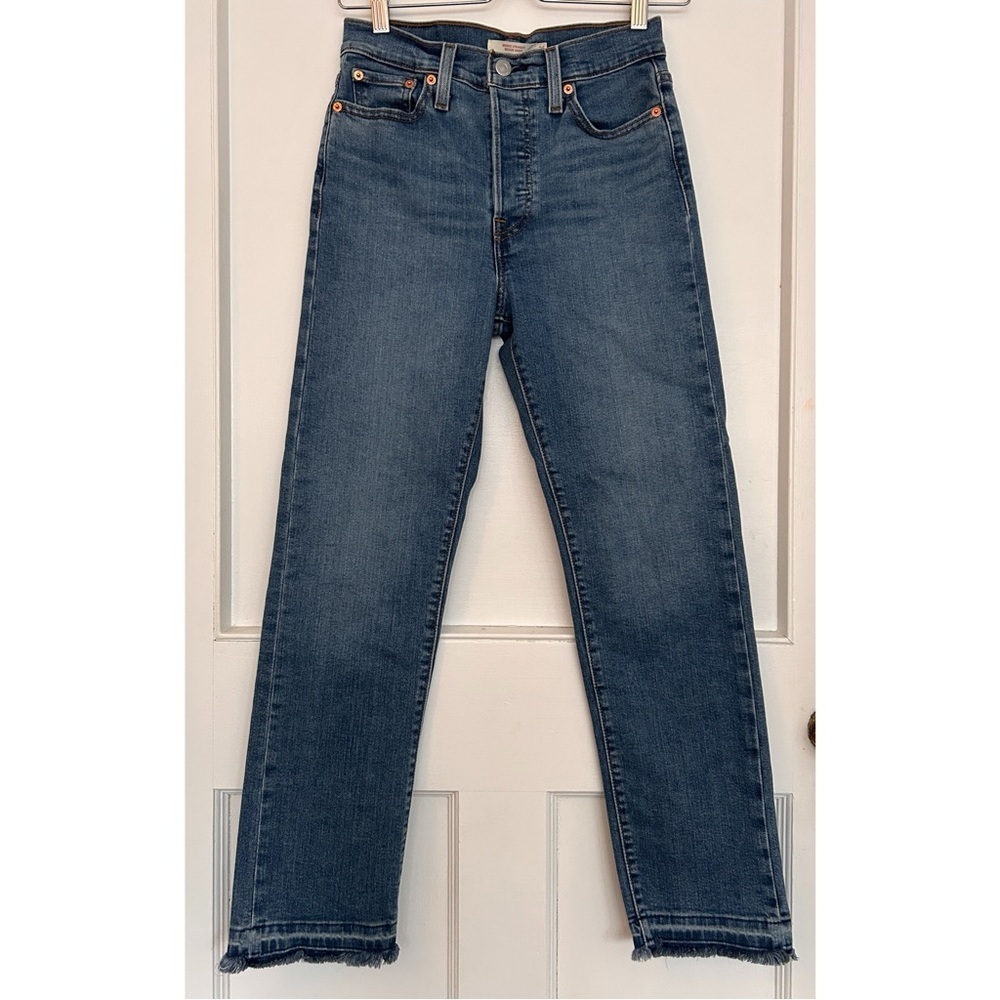 Women’s Levi’s Wedgie Straight Blue Jeans in Size 26